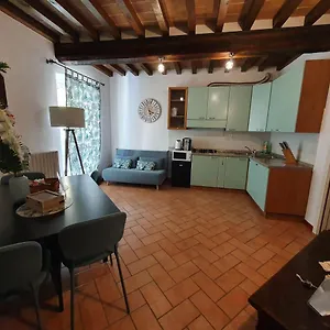 Mentana 14 Apartment