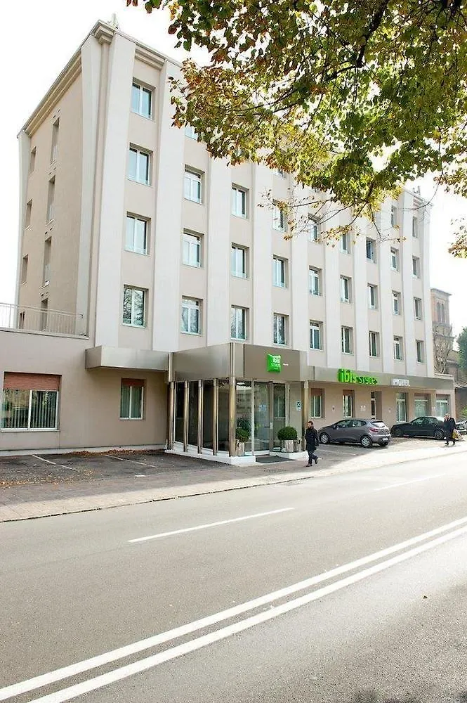 Ibis Styles Parma Toscanini